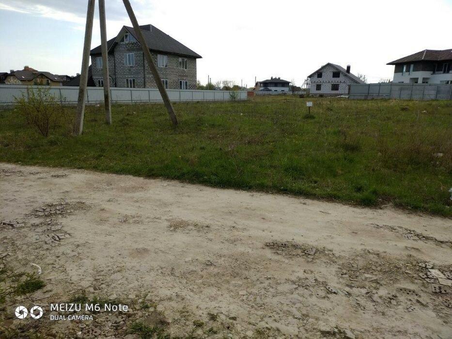 Продаж земельної ділянки в селі Гатне, вул.Бузкова, ширина фасаду 55м.