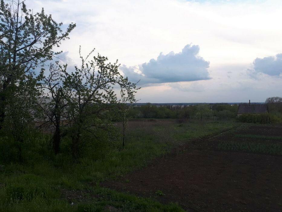 Продажа земельного участка в Червоном Щахтаре