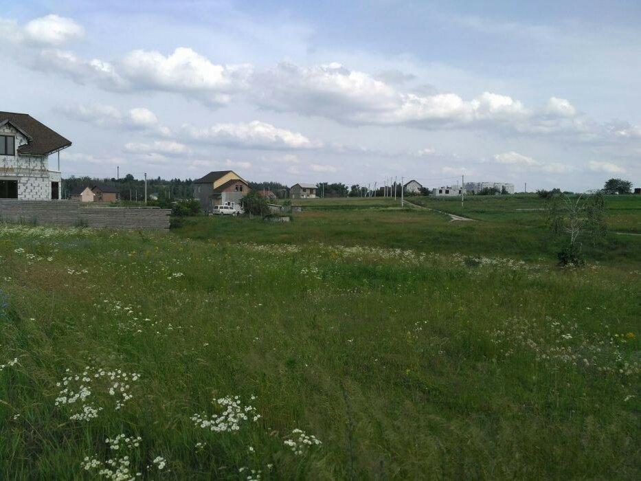 Продаю свой приватиз.зем.участок 0,12 га, с.Микуличи,25 км.от Киева