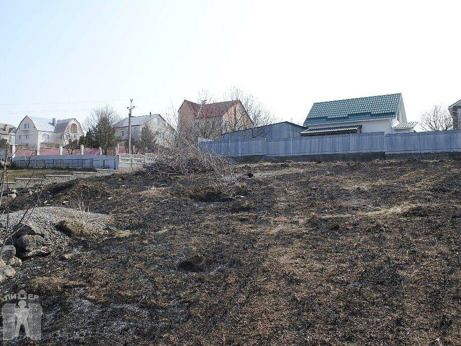 Продажа земельного участка под жилую застройку в Хмельницком, район Лезнево, Родниковая улица, площадь 10 соток