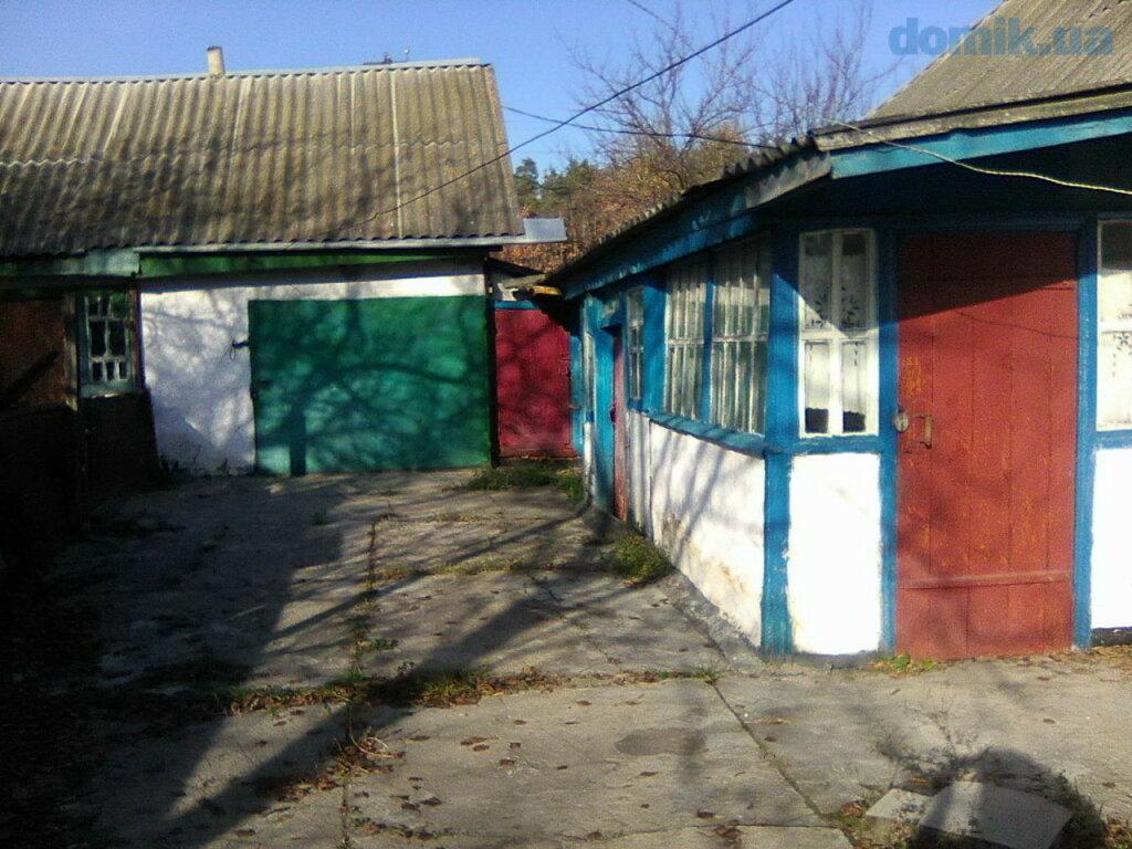 Фасад траси Київ-Чоп, 51км, земельна ділянка 0,25га