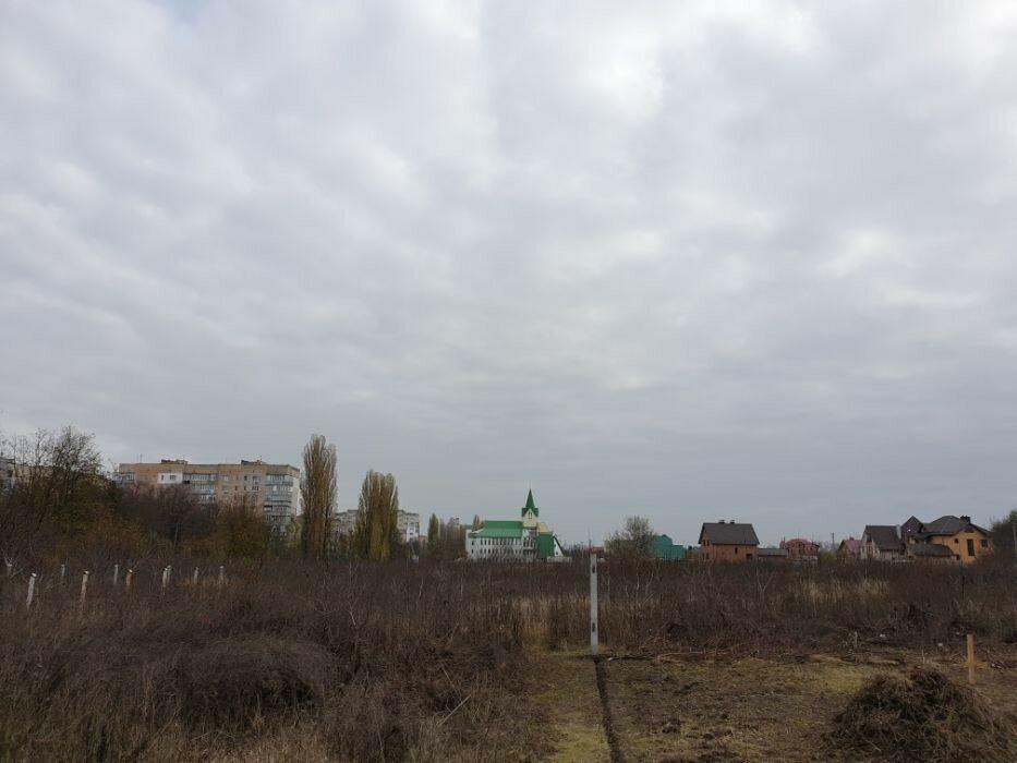 Продам земельну ділянку в містіКам'янець-Подільський під будівництво