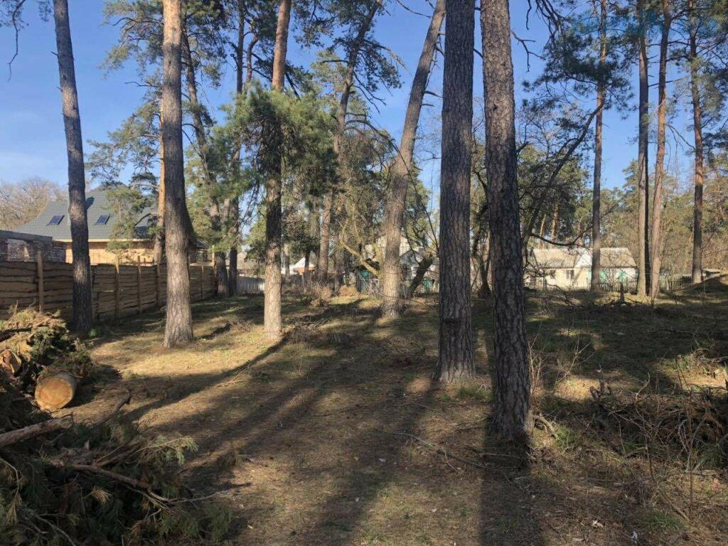 Продам земельну ділянку під забудову в мікрорайоні Соснівка