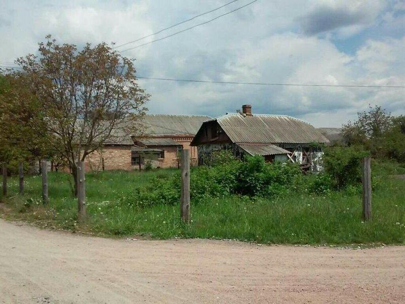 Продам ділянку зі старою хатою в Гришківцях 15 соток пер Крупської 13