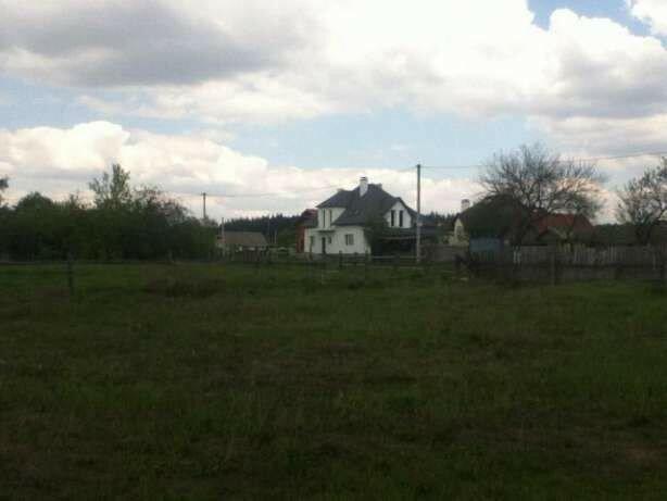 Продам земельный участок в селе Перевоз под застройку (35 км от Киева)