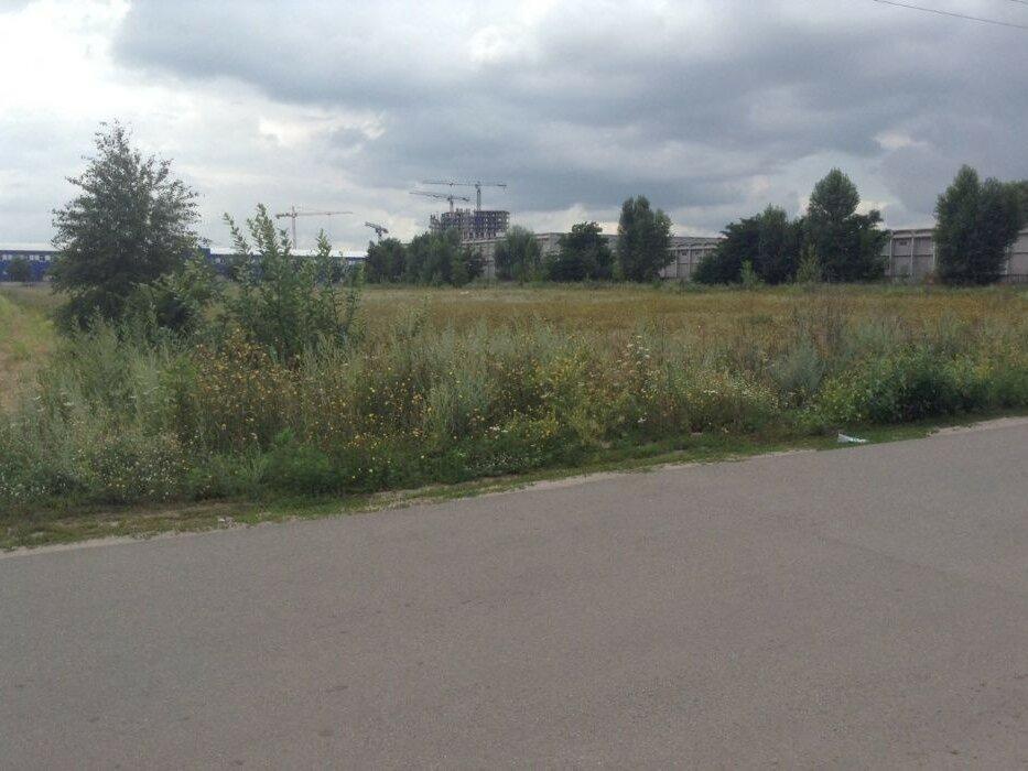 Крюковщина продам участок земли 2 га возле улицы Черновола