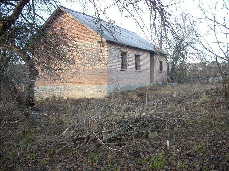 Продается дом на курорте минеральных вод Сатанова, 400 км от Киева