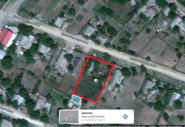 Продам земельный участок в центре села Дарьевка