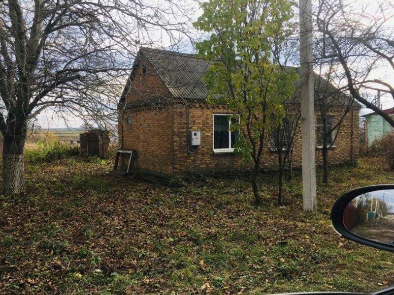 Продам земельну ділянку в селі Острожець, 15 км від Луцька