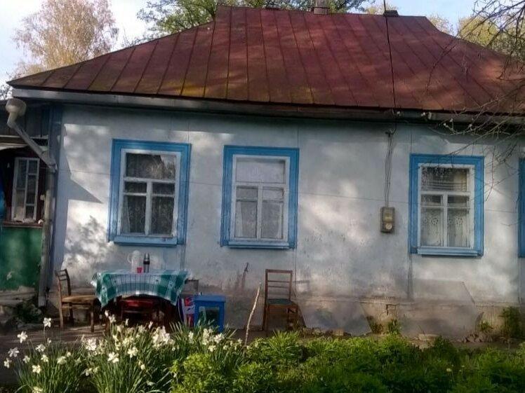Участок 50 соток и дом в пгт Калита, 45 км.от Киева, в красивом месте