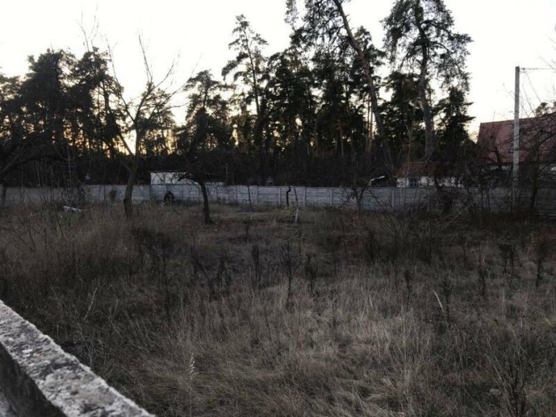 Продам земельный участок в Сосновке 8.3 сот. 32000$