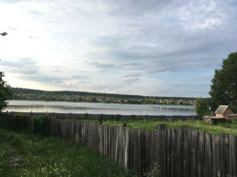 Участок 22 сотки под Киевом на берегу озера