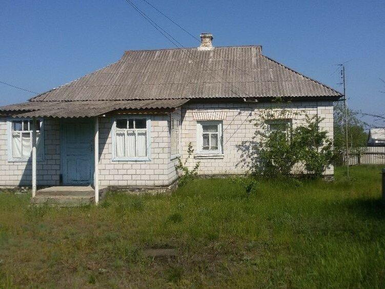 Продается участок с домом под Киевом (с. Воропаев)