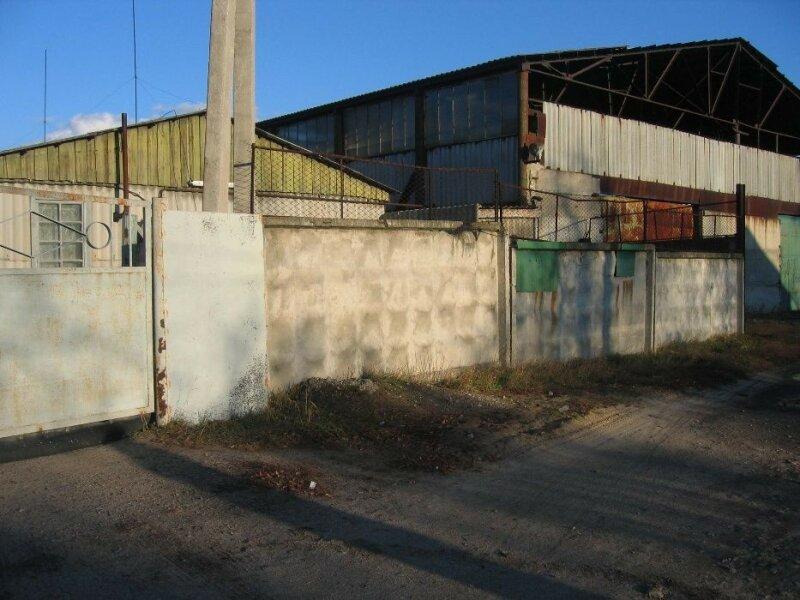Участок бизнес территория забор помещения Склад город Изюм