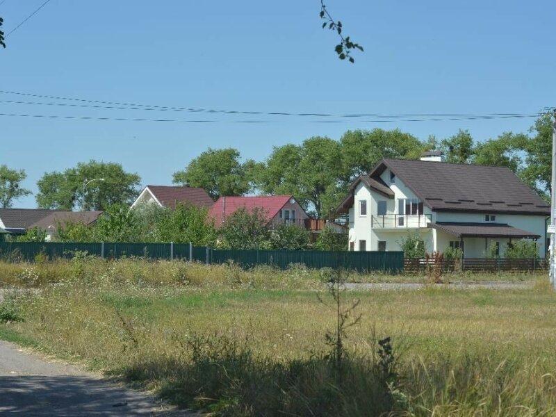 Продам участок под застройку 25 соток, 40 км от Киева