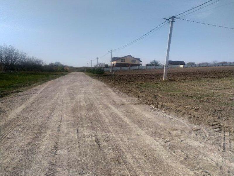 Продам земельну ділянку в селі карпилівка