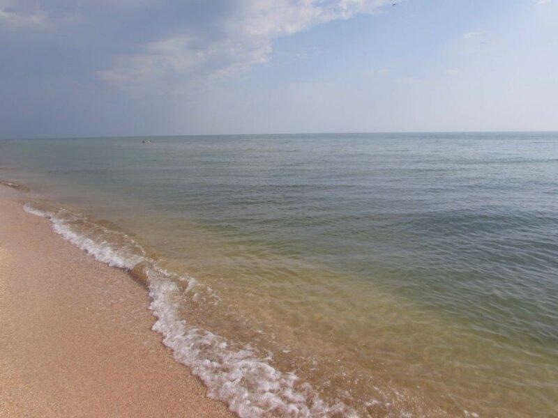 Продается участок на берегу Азовского моря.