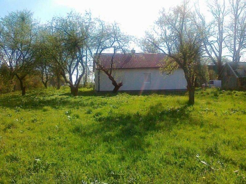 Земельна ділянка з будинком с.Семенівка 300 метрів від Пустомит