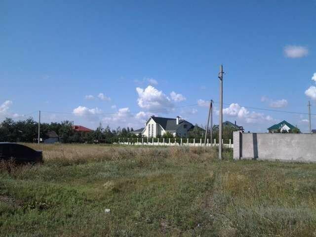 Продам 2 соседних земельных участка в Новоселовке