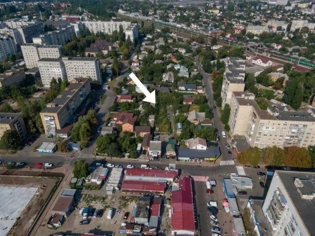 Продам земельный участок в центре Вишнёвого