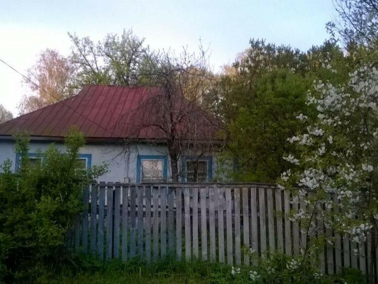 Участок 50 соток и дом в пгт Калита, 45 км.от Киева, в красивом месте